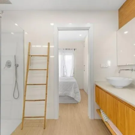 Luxury On The Beachfront Appartement